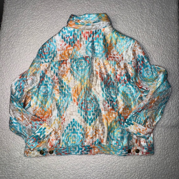 Ruby Rd. Multicolor Patterned Shirt with Gold Button - Picture 9 of 9